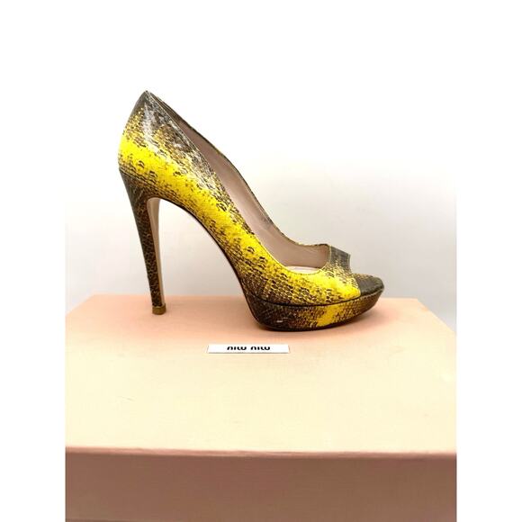 Miu Miu yellow girasole peep-toe pump in a python-print leather size 37 - Picture 10 of 10
